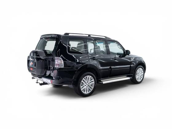 MITSUBISHI PAJERO FULL 3.2 HPE 4X4 16V TURBO INTERCOOLER DIESEL 4P AUTOMÁTICO MITSUBISHI PAJERO FULL 3.2 HPE 4X4 16V TURBO INTERCOOLER DIESEL 4P AUTOMÁTICO